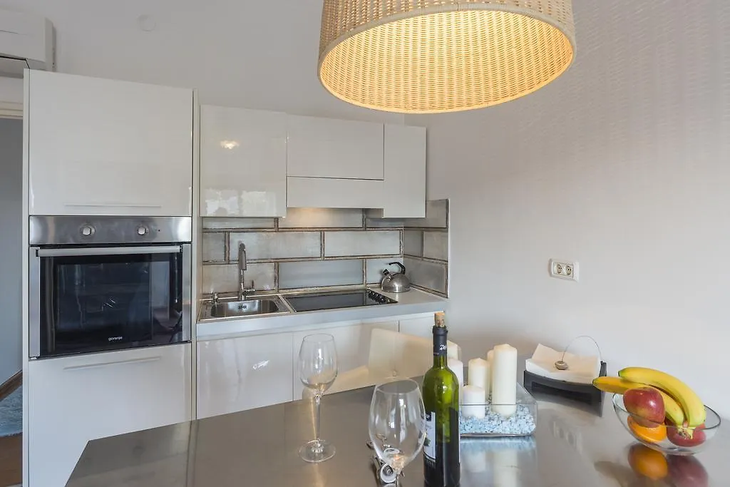 Monte & Paradiso Pula Apartment