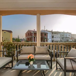  Apartment Vukadin Kroatien