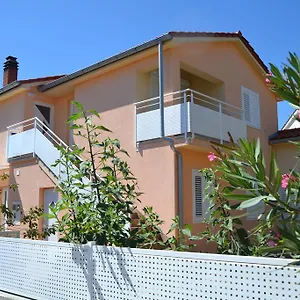  Apartment Klara Kroatien